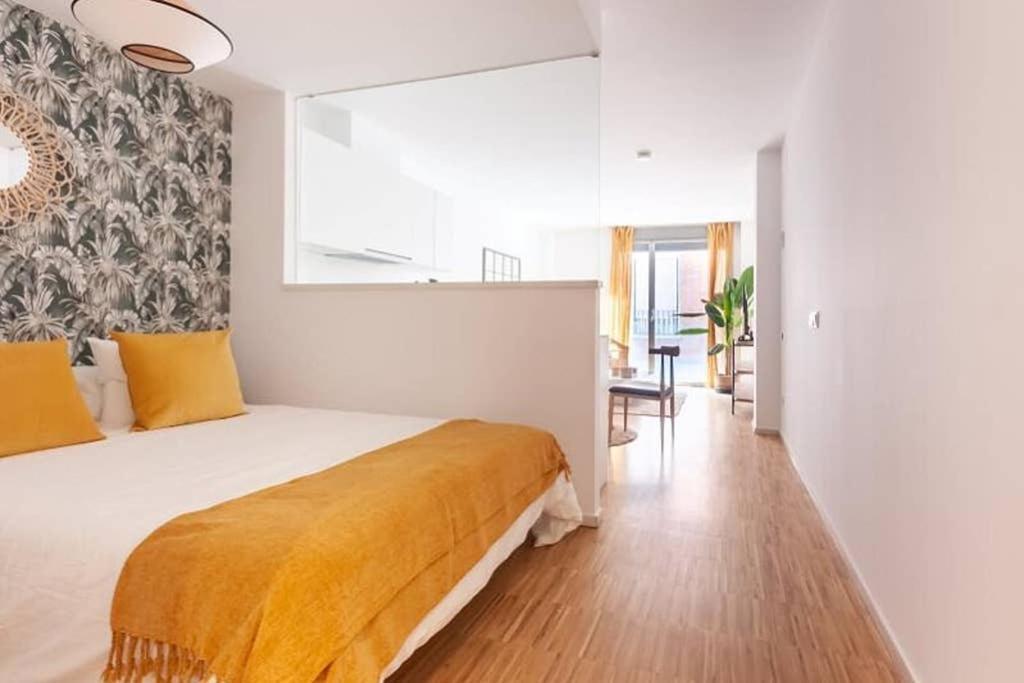 Heima Gran Via A Apartment Мадрид Екстериор снимка