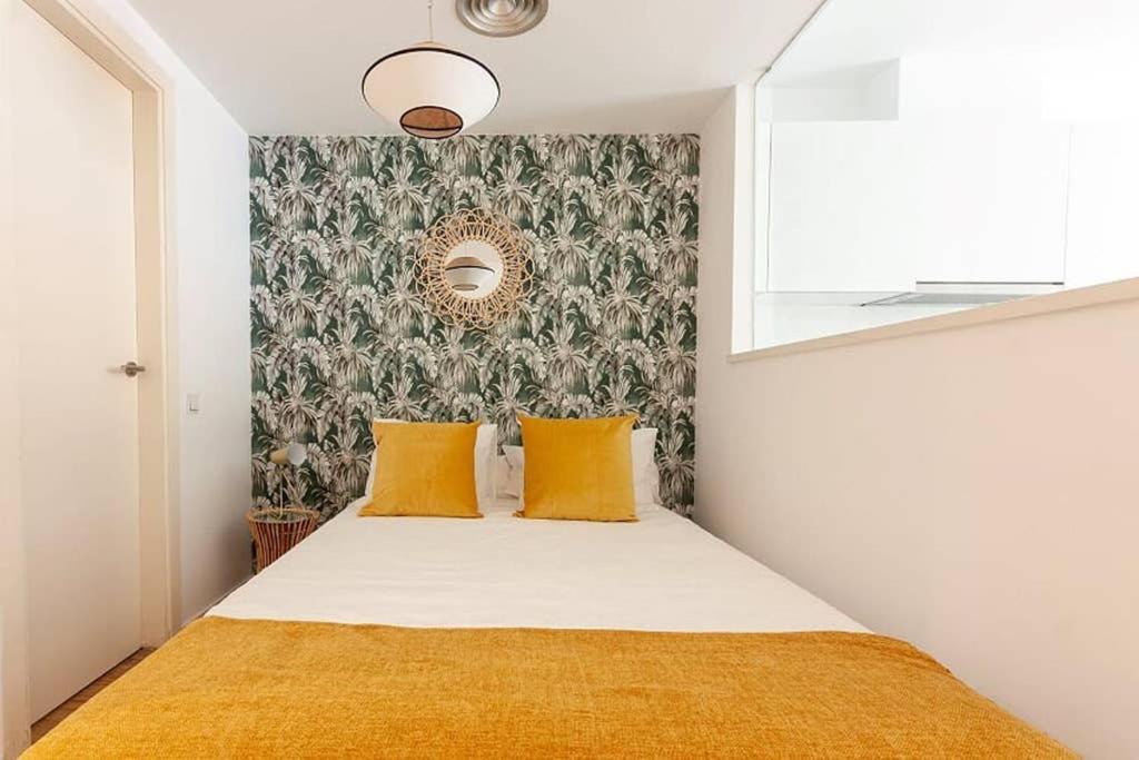 Heima Gran Via A Apartment Мадрид Екстериор снимка